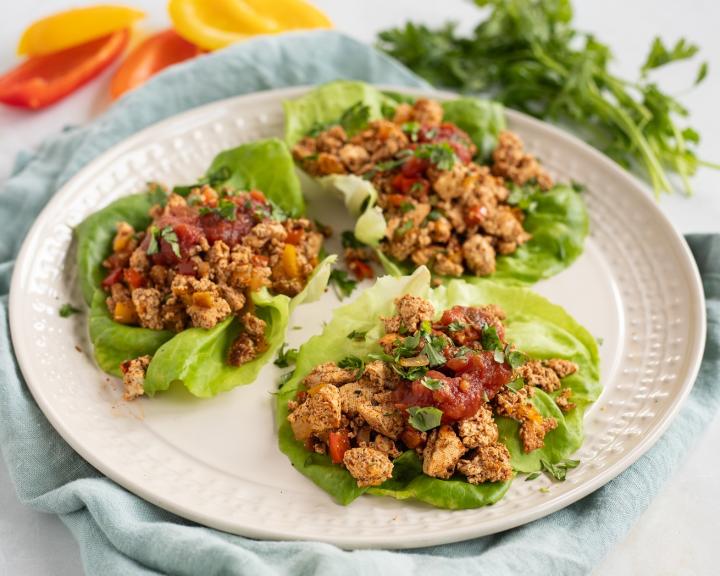A plate of vegan lettuce wraps and tofu for a vegetarian healthy diabetic lunch