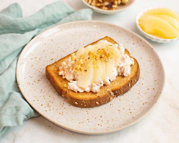 Pear and Cottage Cheese Toast