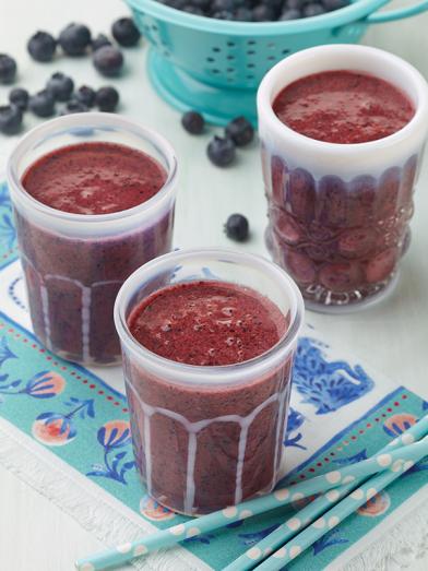 Almond, Wild Blueberry, And Flax Smoothie