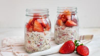 Strawberry Vanilla Overnight Oats with Cottage Cheese